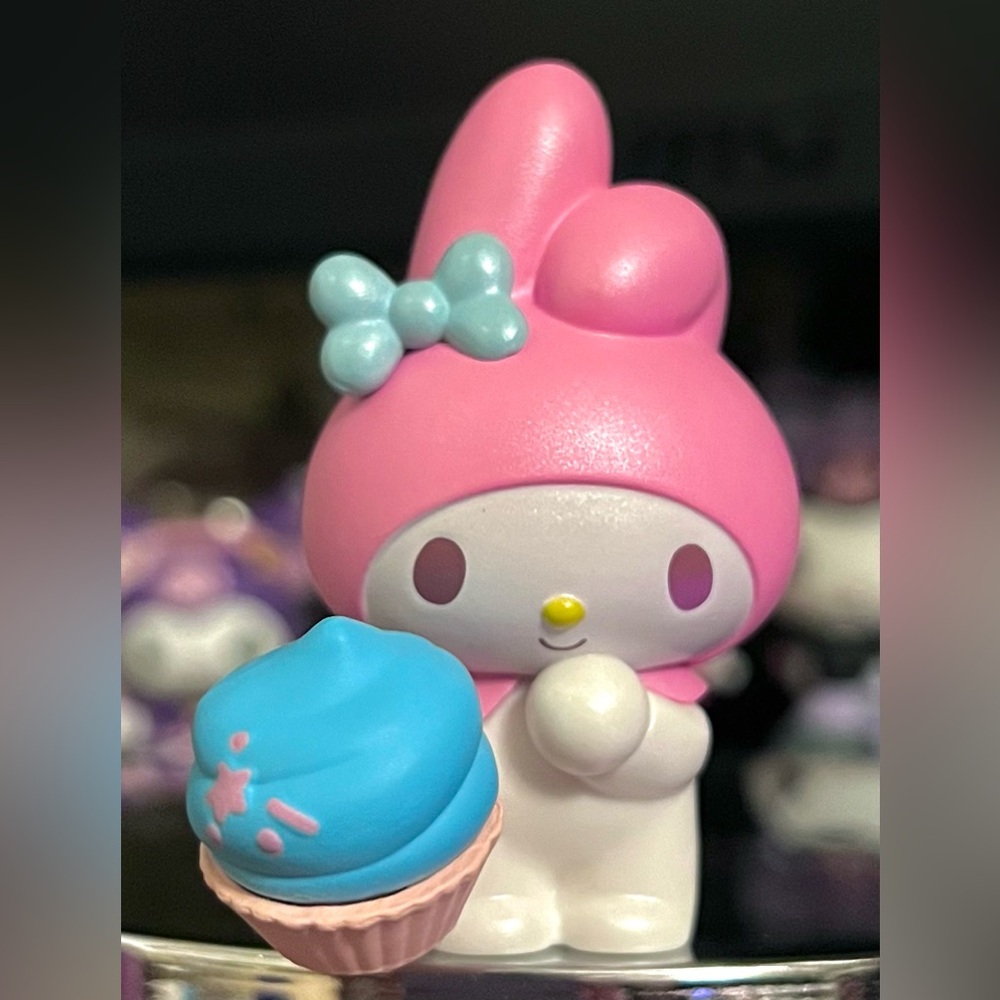 Sanrio My Melody with Cupcake C-MM008 Collectible Art Figure